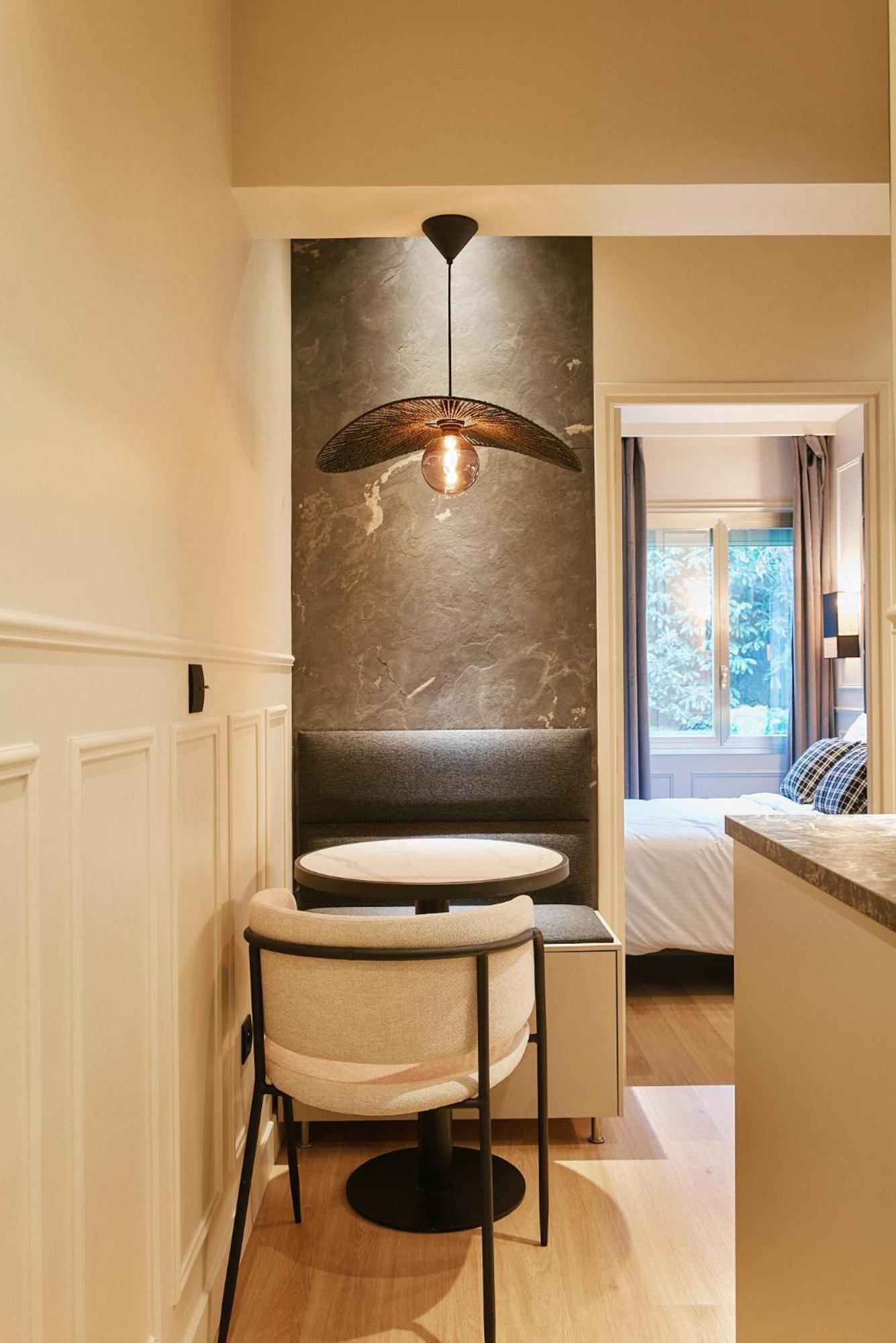 Desnouettes - Duke Housing Appartement